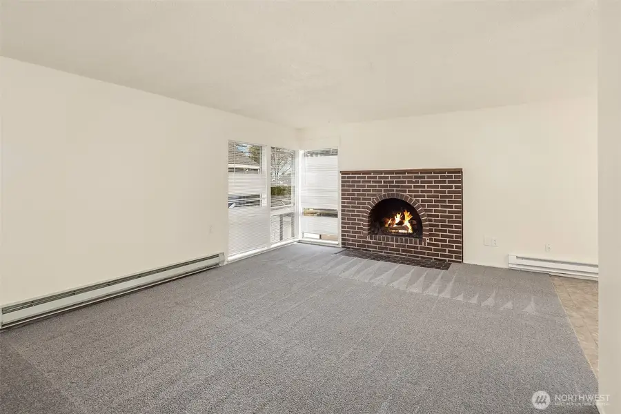 326 NE 50th Street, Seattle, WA 98105 - #3