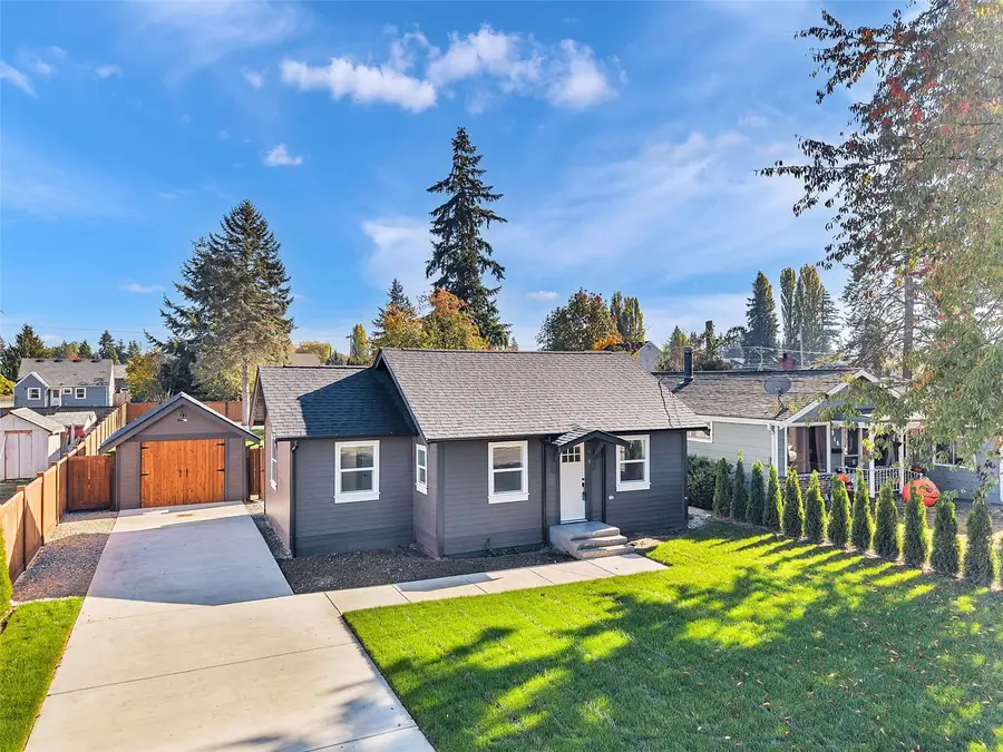 918 Union Avenue, Marysville, WA 98270 - #2