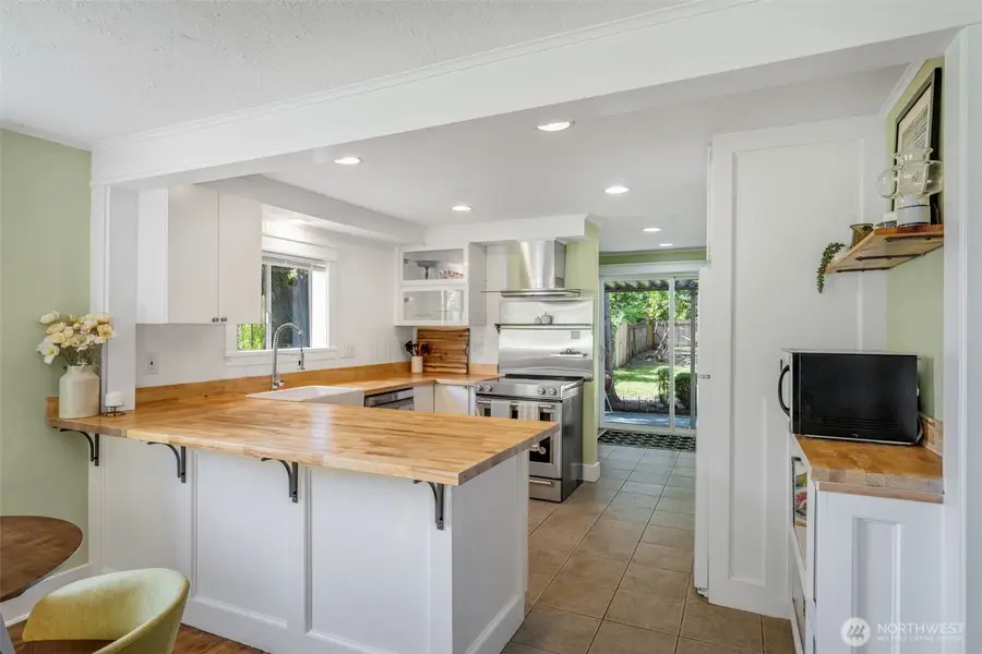 11017 31st Avenue Ne, Seattle, WA 98125 - #2