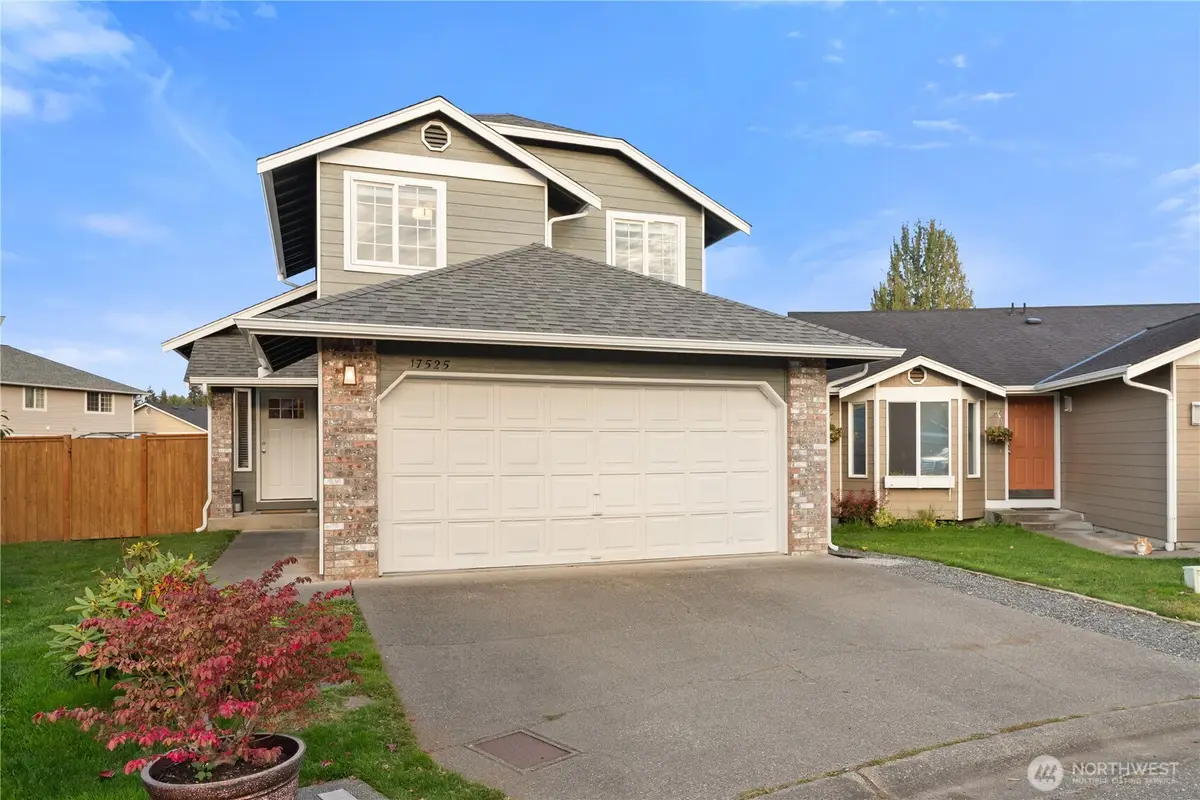 17525 27th Avenue Ne, Marysville, WA 98271 - #1