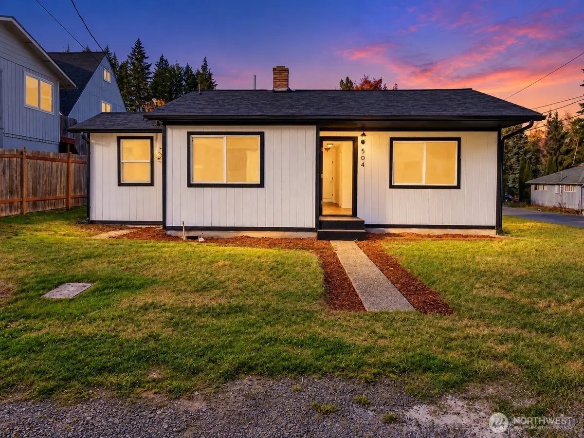 504 Grant Avenue, Shelton, WA 98584 - #1
