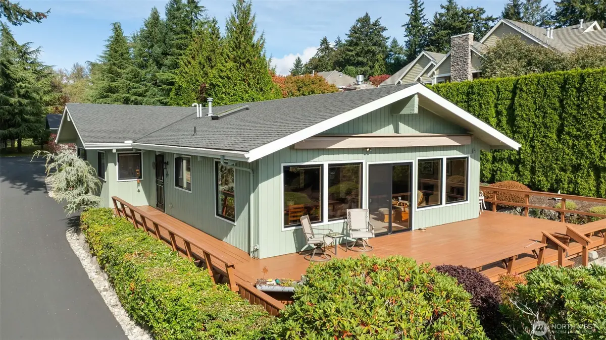 9001 Warren Drive Nw, Gig Harbor, WA 98335 - #1