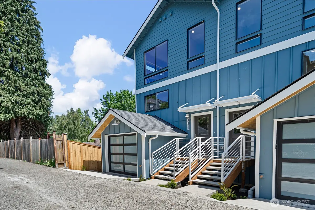 8043 19th Avenue Ne, Seattle, WA 98115 - #1