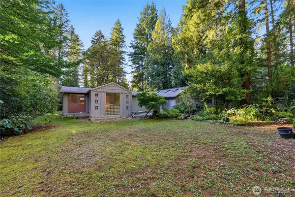 14329 Komedal Road Ne, Bainbridge Island, WA 98110