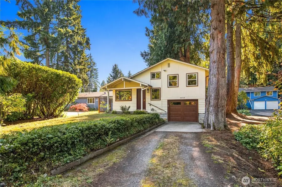 18709 Ballinger Way Ne, Lake Forest Park, WA 98155 - #3