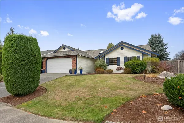 7805 Perregrine Place, Arlington, WA 98223