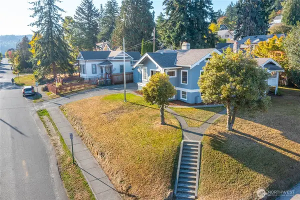 800 E Laurel Street, Bellingham, WA 98225