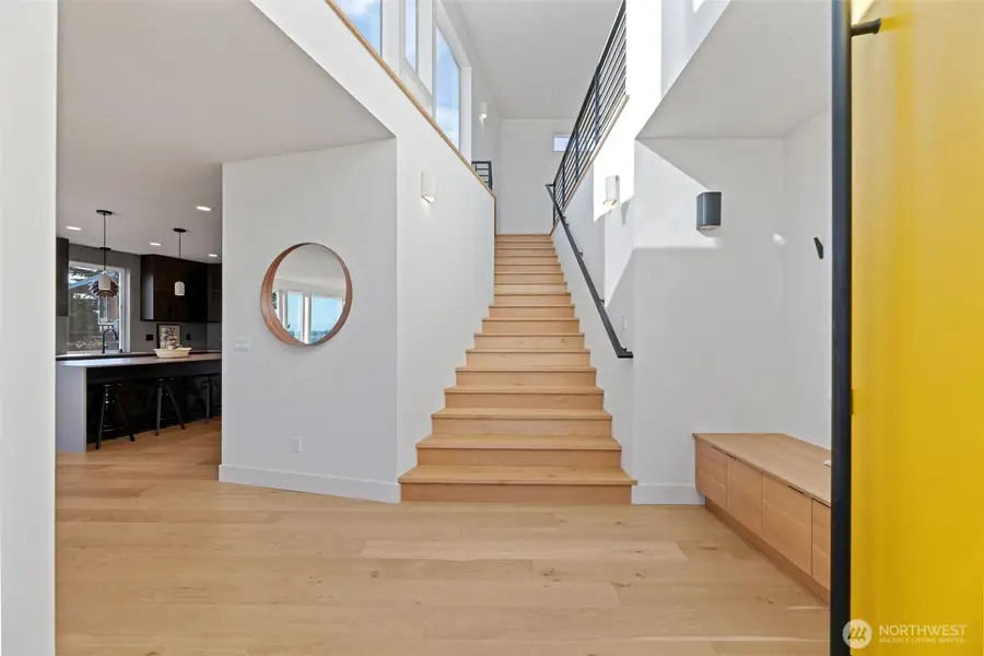 6203 52nd Avenue S, Seattle, WA 98118 - #3