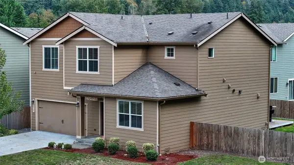 5819 E 114th Avenue E, Puyallup, WA 98372