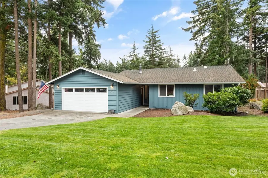 255 NW Columbia Drive, Oak Harbor, WA 98277 - #2