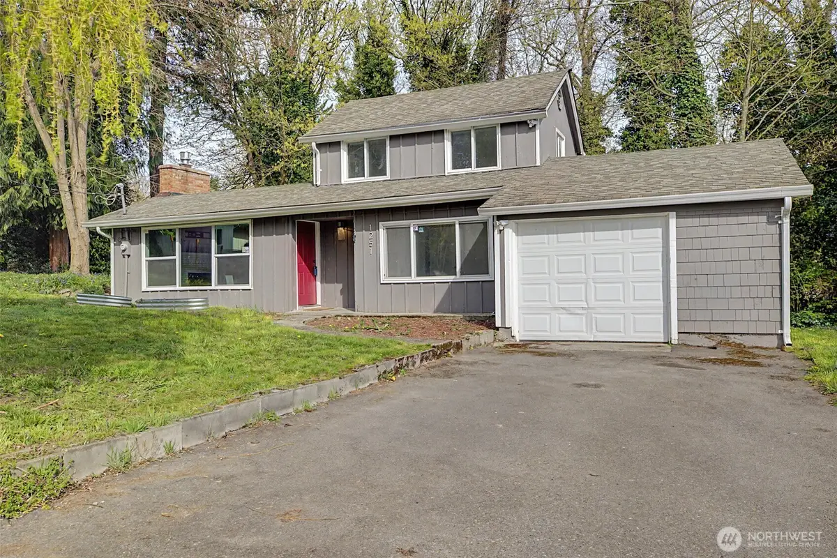 1251 S 230th Street, Des Moines, WA 98198 - #1