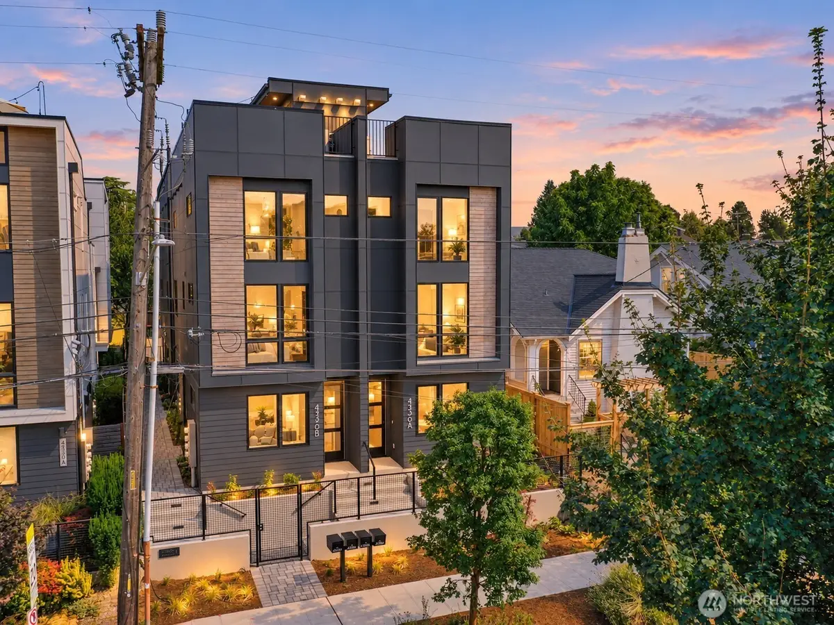 4326 Woodlawn Avenue N #A, Seattle, WA 98103 - #1