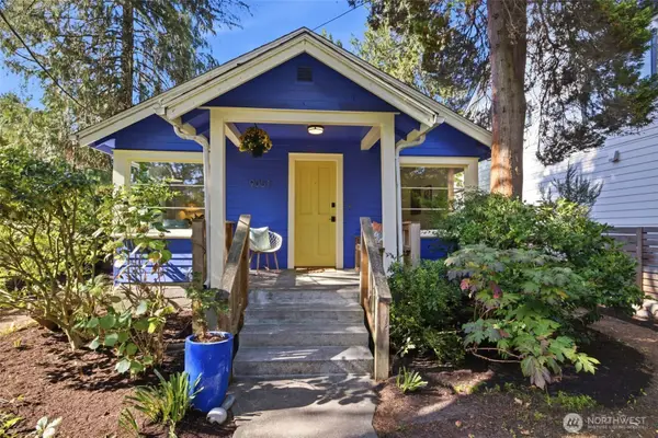 9051 2nd Avenue Nw, Seattle, WA 98117
