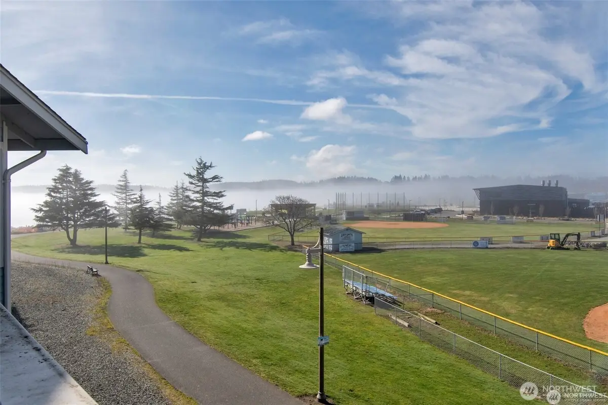 651 SE Bayshore Dr #B304, Oak Harbor, WA 98277 - #1