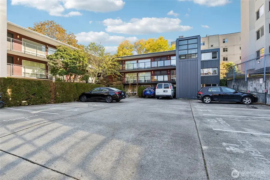 752 Bellevue Avenue E #204, Seattle, WA 98102 - #2