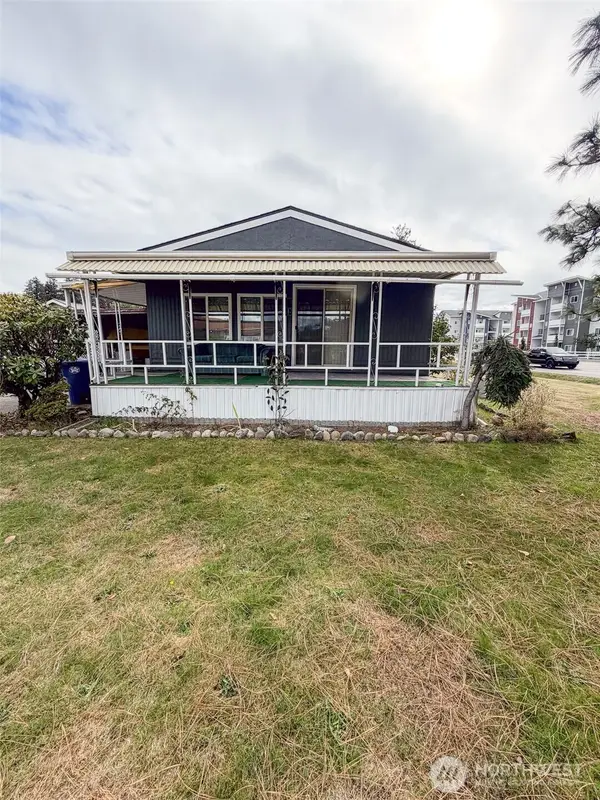 102 194th Street E, Spanaway, WA 98387