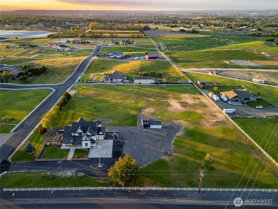 37503 S Hawks Tree Pr Se, Kennewick, WA 99337 - #3