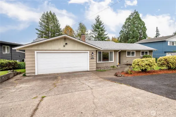 180 Beacon Hill Drive, Longview, WA 98632