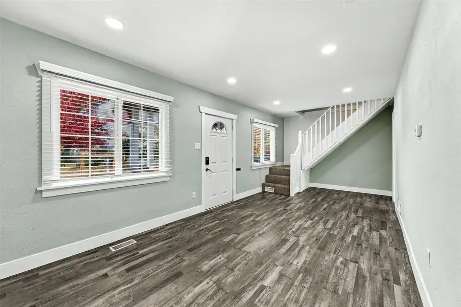 3855 Tacoma Avenue S, Tacoma, WA 98418 - #3