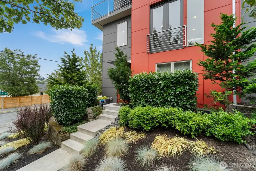 2201 W Ruffner Street, Seattle, WA 98199 - #3