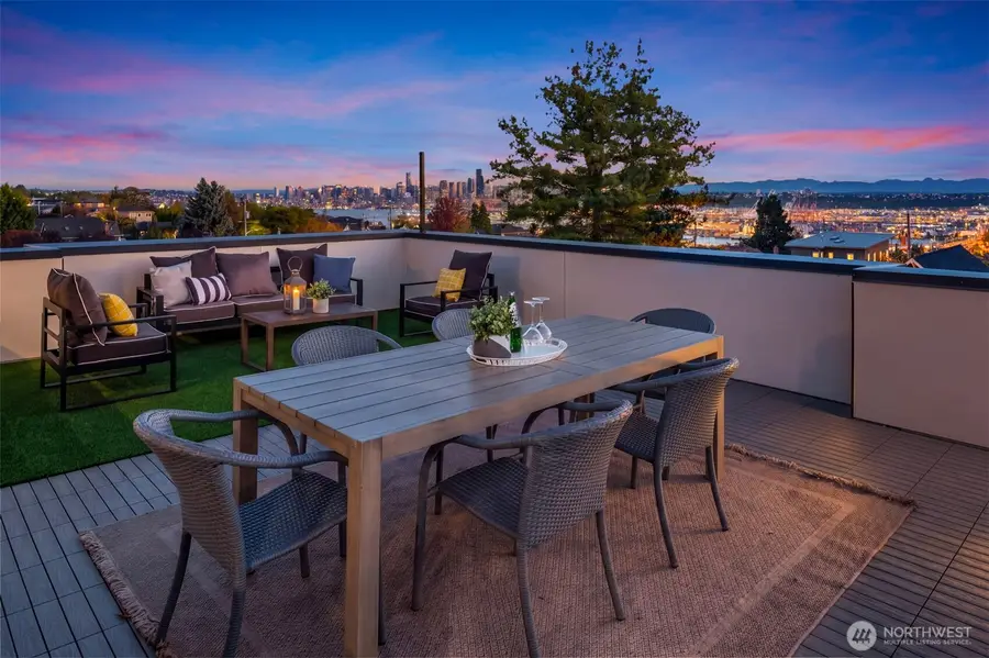 3821 36th Avenue Sw #B, Seattle, WA 98126 - #2