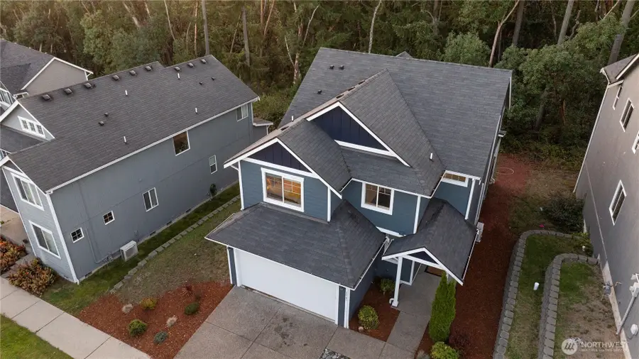 2305 Seringa Avenue, Bremerton, WA 98310 - #2