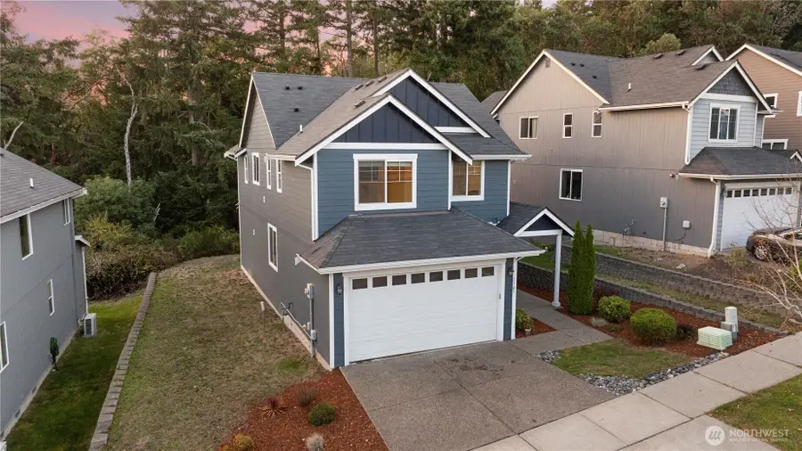 2305 Seringa Avenue, Bremerton, WA 98310 - #3