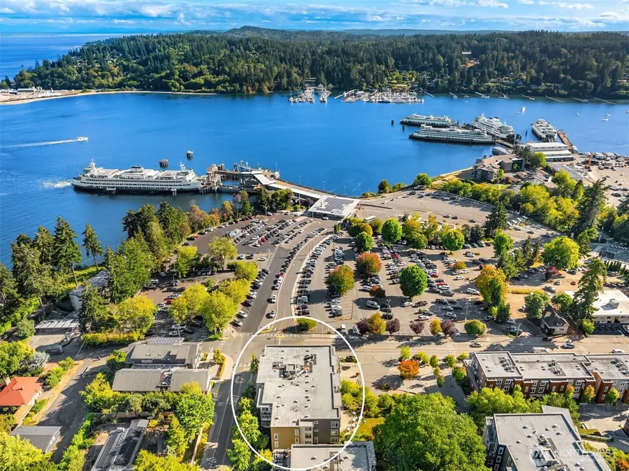 125 Ferncliff Avenue Ne #E242, Bainbridge Island, WA 98110 - #2