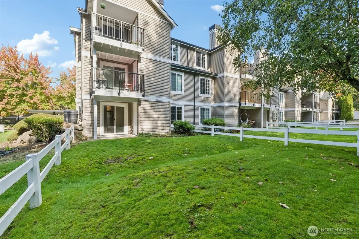 10619 SE 261st Place #E106, Kent, WA 98030 - #1