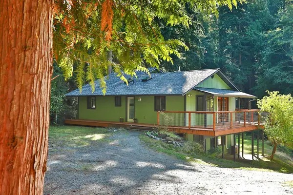 2959 Foxfire Lane, Langley, WA 98260