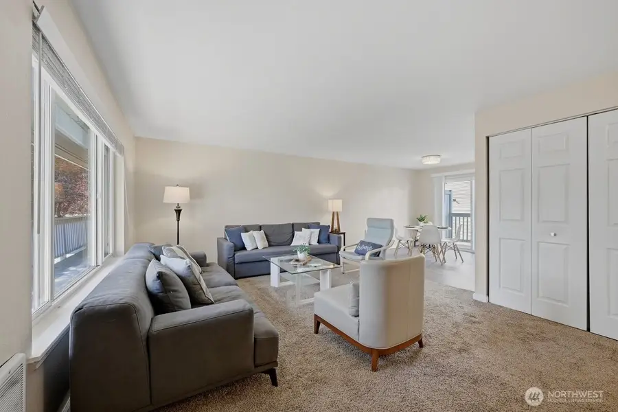 713 75th Street Se #A202, Everett, WA 98203 - #3