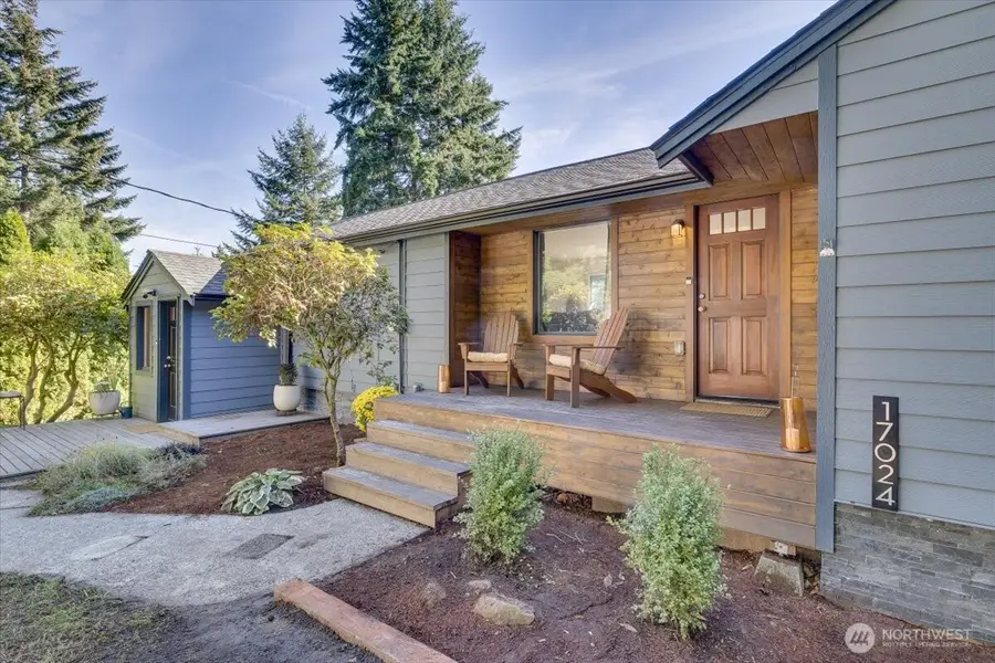 17024 32nd Avenue Ne, Lake Forest Park, WA 98155 - #2