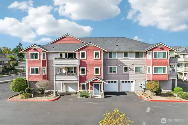 13215 97th Avenue E #302, Puyallup, WA 98373