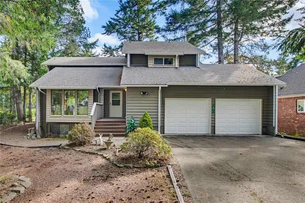 81 E Michelle Drive, Union, WA 98592