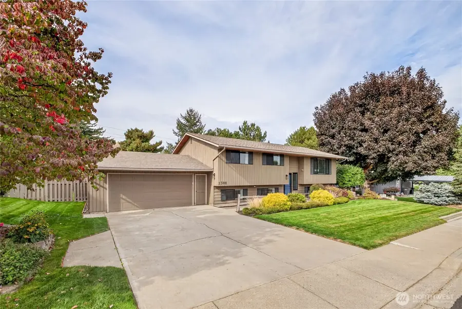 1308 Wedgewood Avenue, Wenatchee, WA 98801 - #2