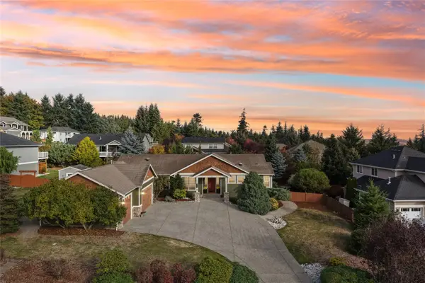 25 Zermatt Court, Camano Island, WA 98282