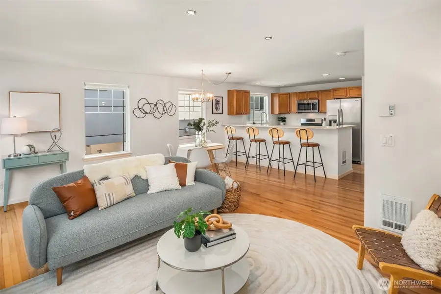 8521 Interlake Avenue N #B, Seattle, WA 98103 - #3