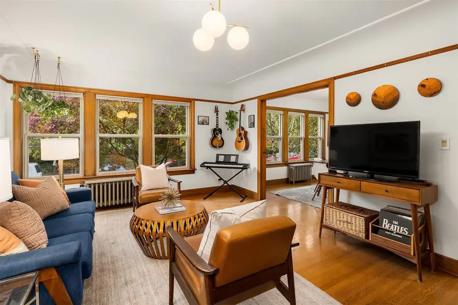 200 17th Avenue E #204, Seattle, WA 98112 - #3