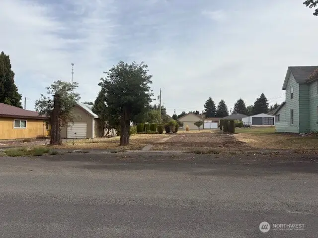 306 S 1st, Harrington, WA 99134 - #1