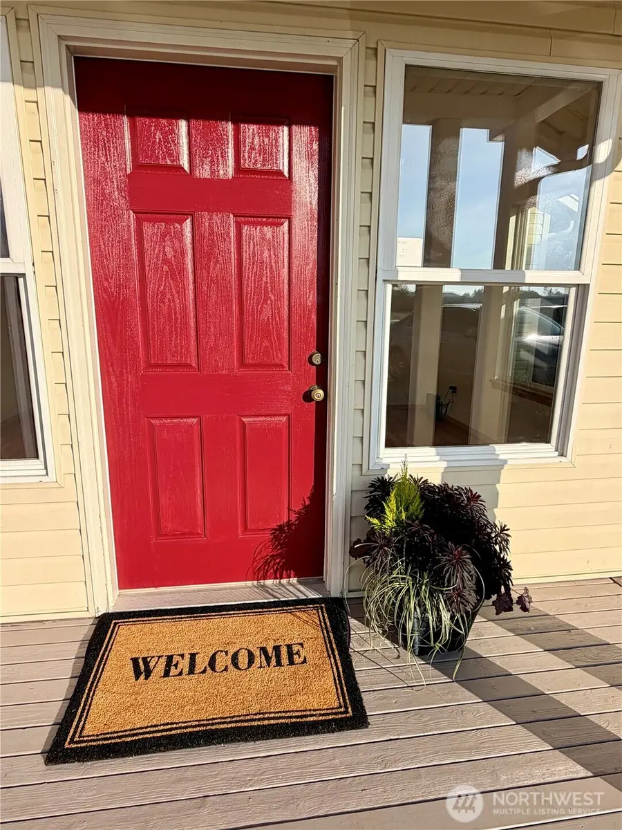 1916 N 30th Street, Mount Vernon, WA 98273 - #2