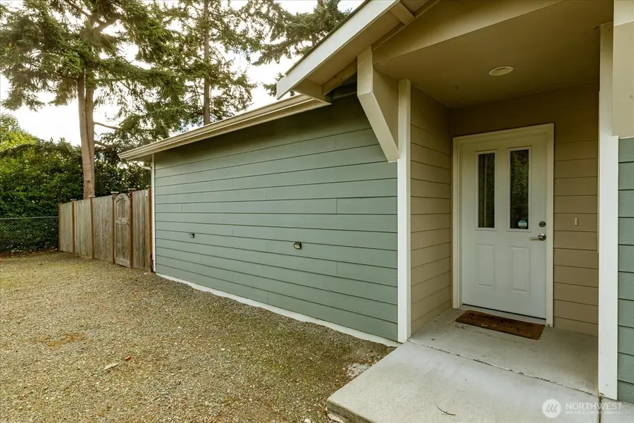 1669 SW Stremler Drive, Oak Harbor, WA 98277 - #3
