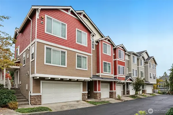 15720 Manor Way #M3, Lynnwood, WA 98087