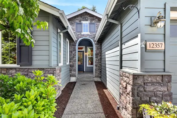 12357 Big Leaf Way Ne, Redmond, WA 98053