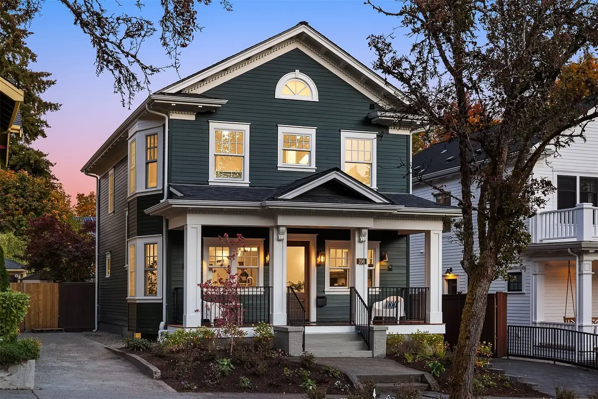 206 32nd Avenue, Seattle, WA 98122 - #1