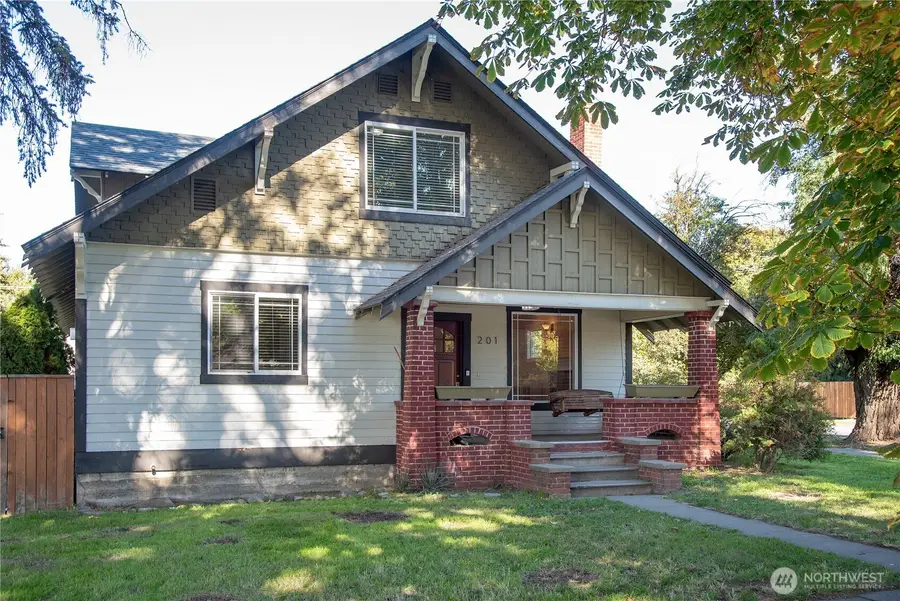 201 W 10th Avenue, Ellensburg, WA 98926 - #2