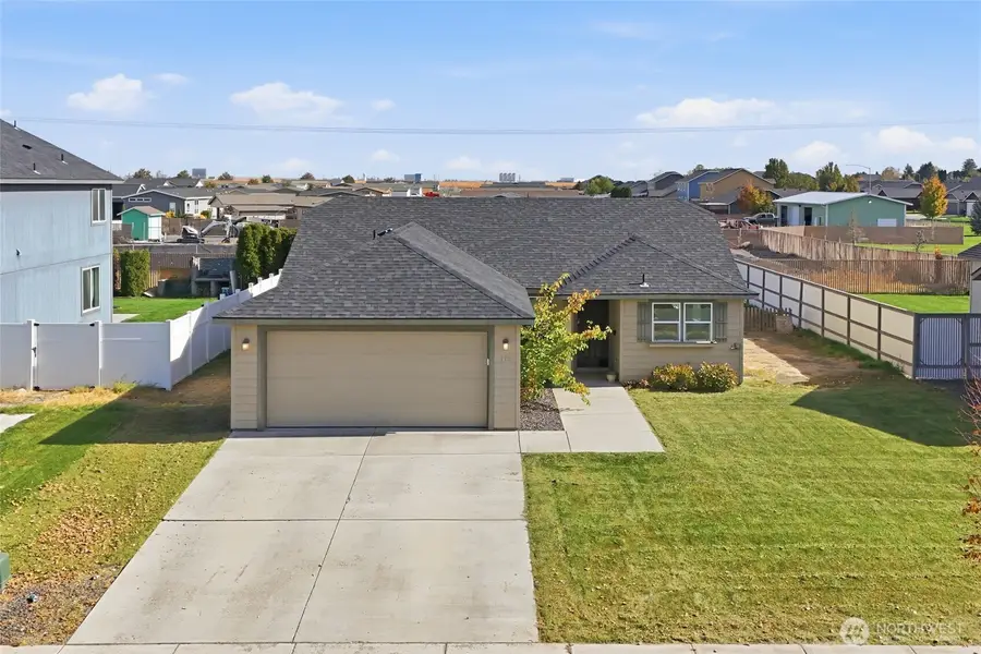 715 S Rees Street, Moses Lake, WA 98837 - #2