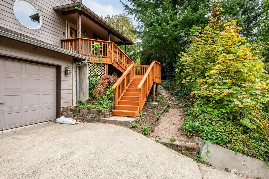 217 Nevada Drive, Longview, WA 98632 - #2