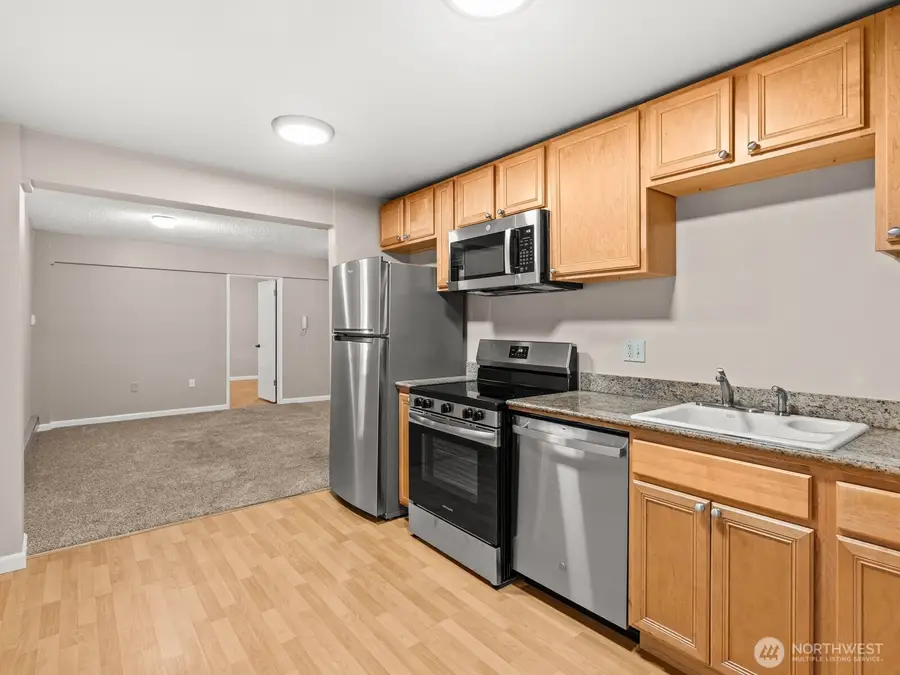 4444 44th Avenue Sw #B01, Seattle, WA 98116 - #2