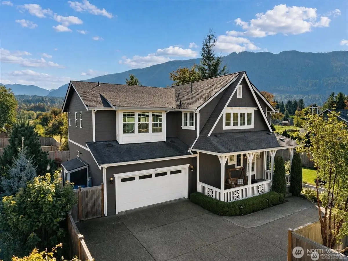 1069 SE 13th Place, North Bend, WA 98045 - #1
