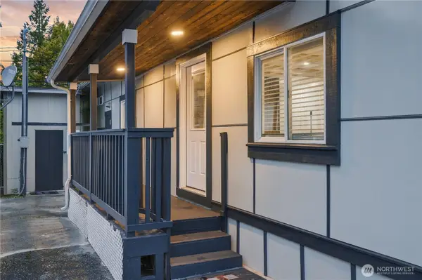 5920 200 Street Sw #35, Lynnwood, WA 98036